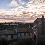 Rini House,casa Elegante Affacciata Sulla Valle Umbra Fornole