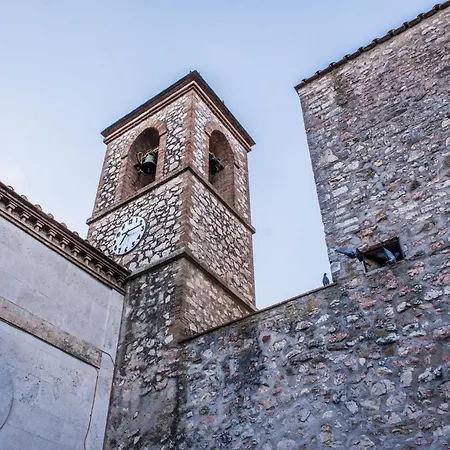 Riní House,casa Elegante Affacciata Sulla Valle Umbra Apartamento Fornole