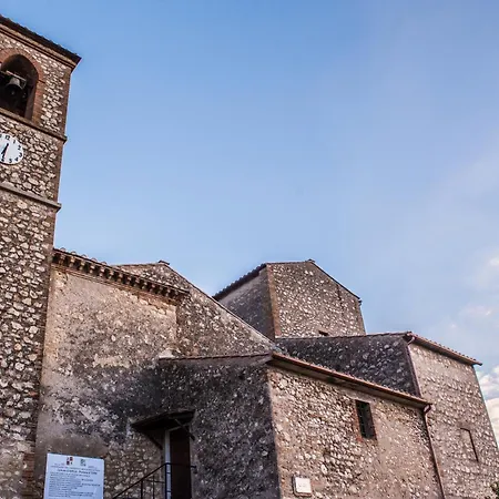 Riní House,casa Elegante Affacciata Sulla Valle Umbra Fornole