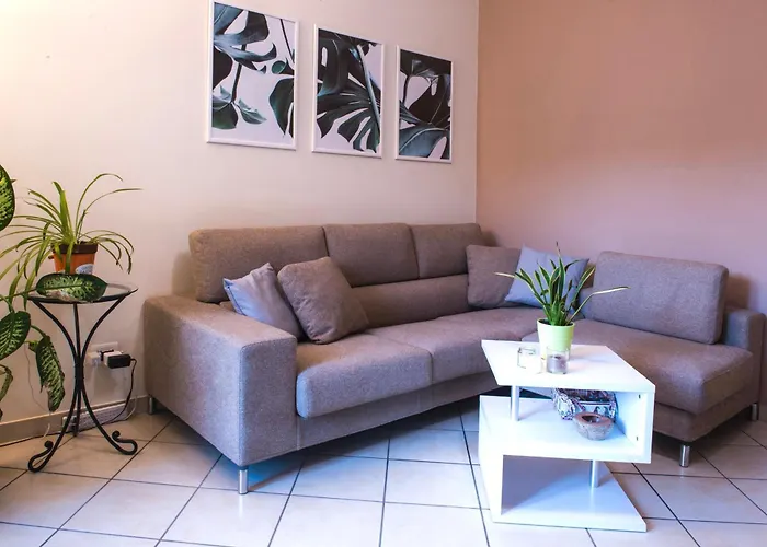 Апартаменты Rini House,casa Elegante Affacciata Sulla Valle Umbra *